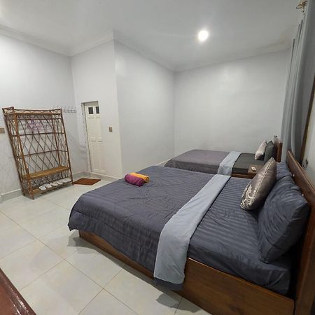 Orchid 101 Hotel Kampot Buitenkant foto