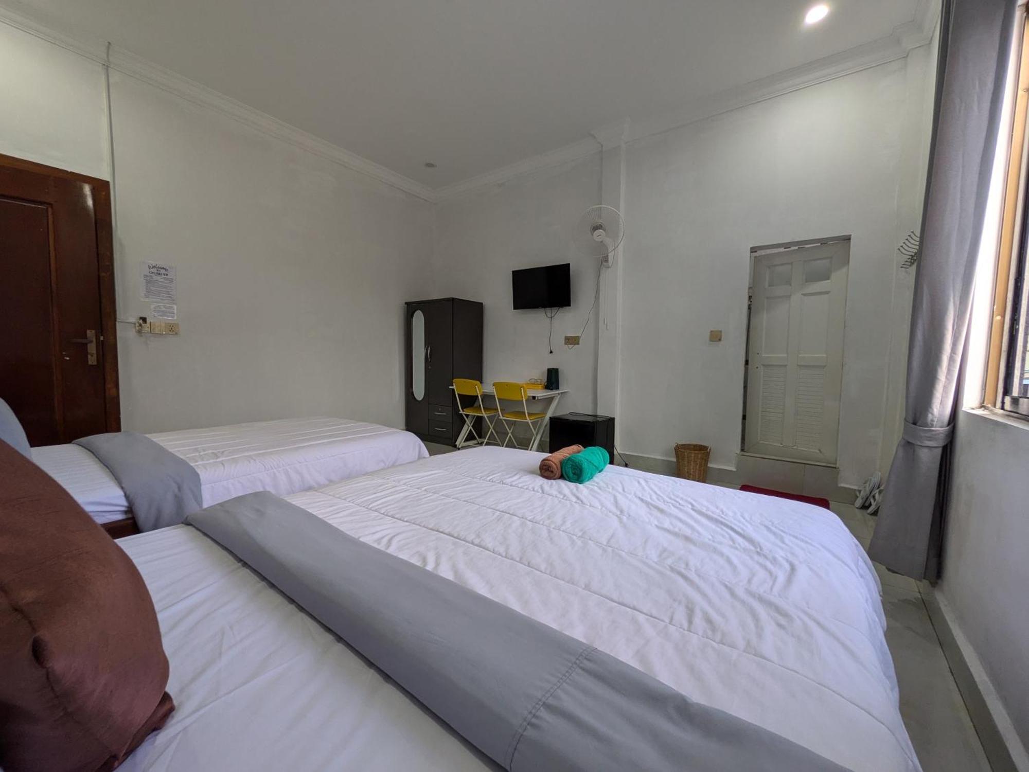 Orchid 101 Hotel Kampot Buitenkant foto