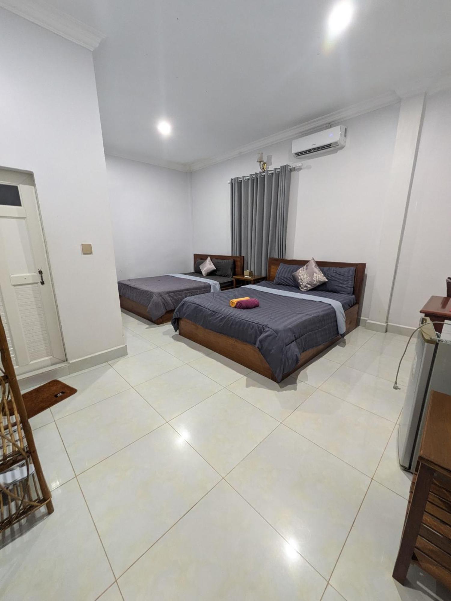 Orchid 101 Hotel Kampot Buitenkant foto